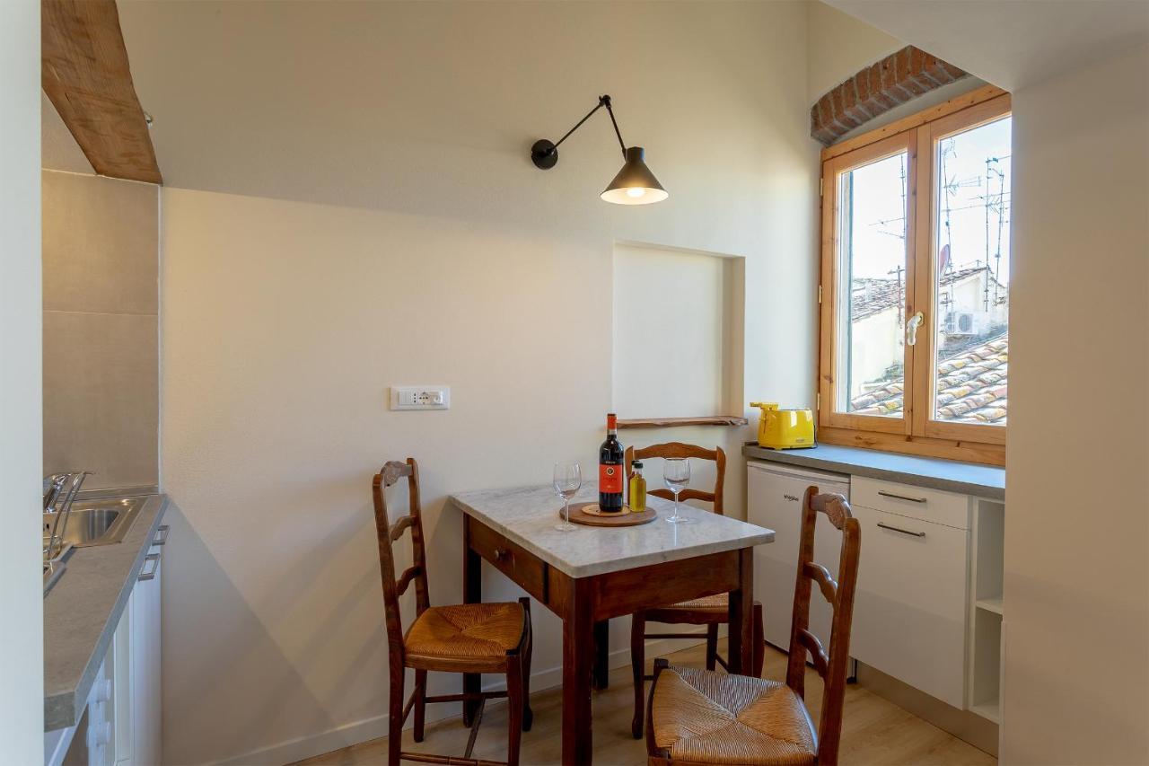 Ramaglianti Apartments Suite Tre ฟลอเรนซ์ ภายนอก รูปภาพ