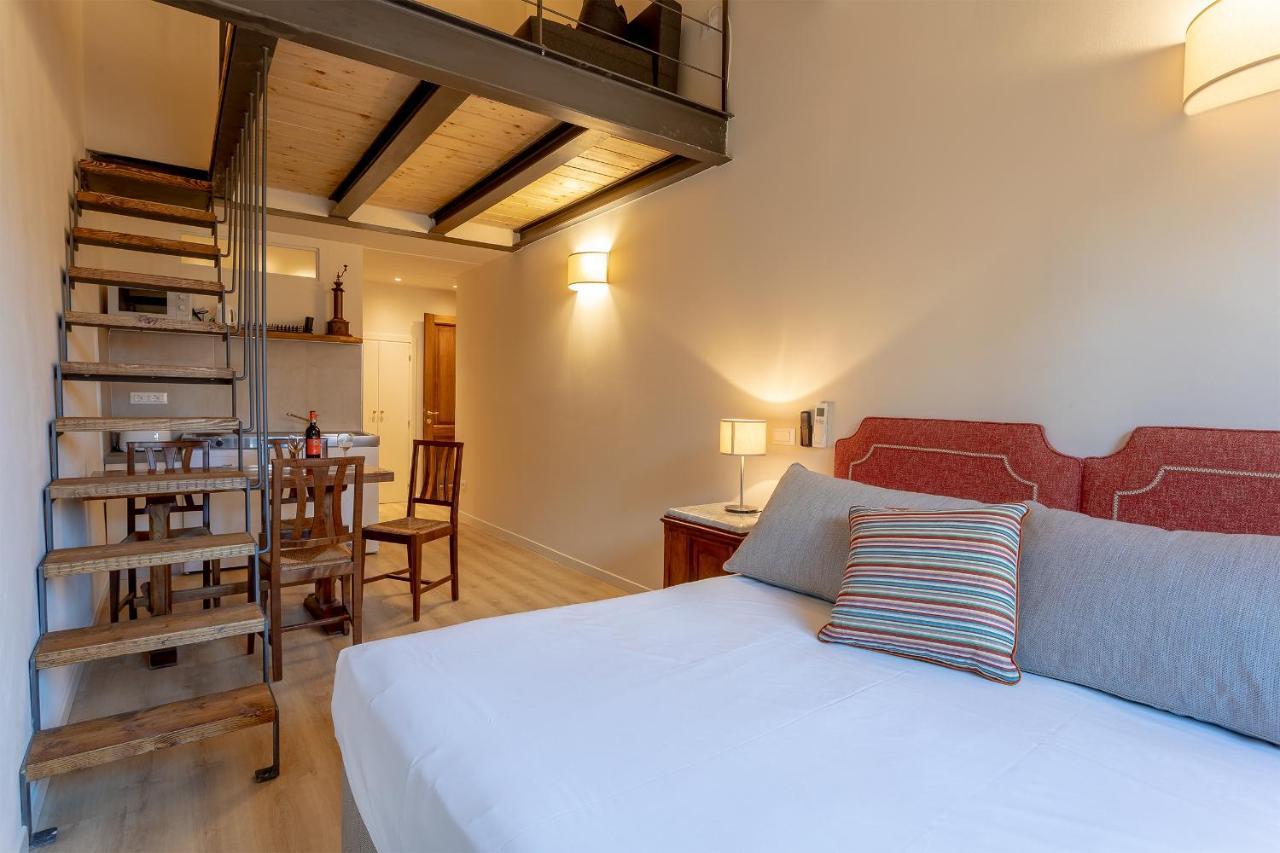 Ramaglianti Apartments Suite Tre ฟลอเรนซ์ ภายนอก รูปภาพ