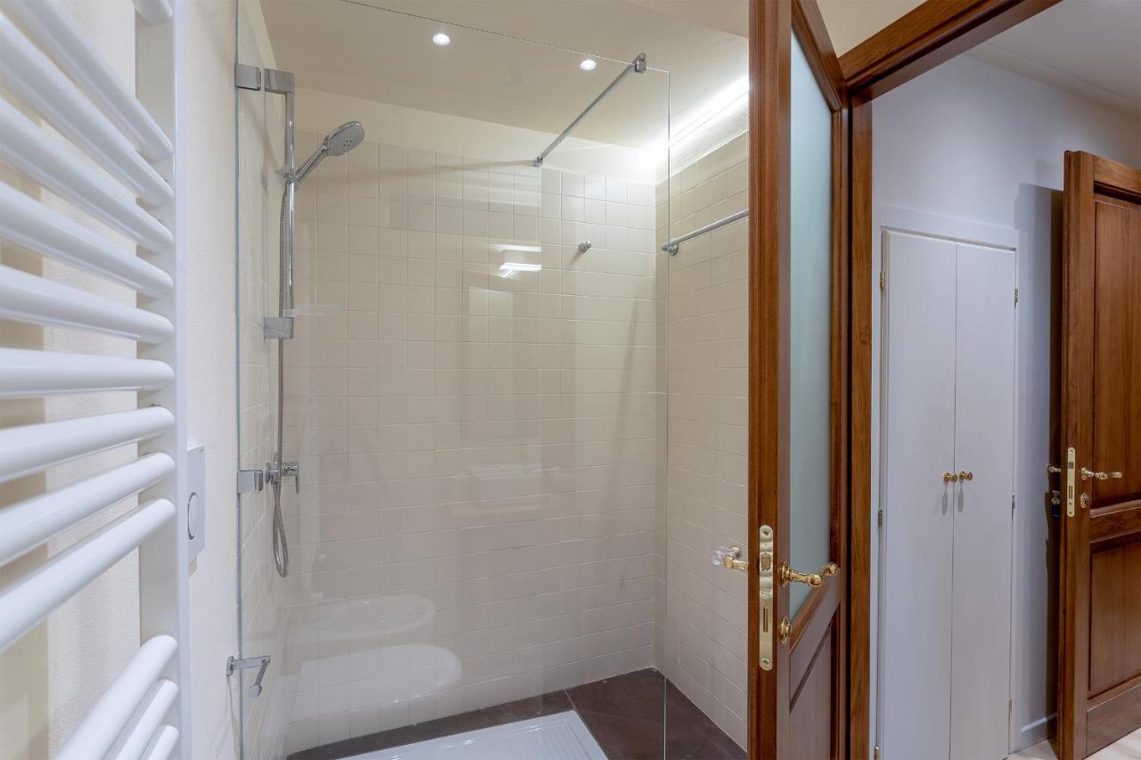 Ramaglianti Apartments Suite Tre ฟลอเรนซ์ ภายนอก รูปภาพ