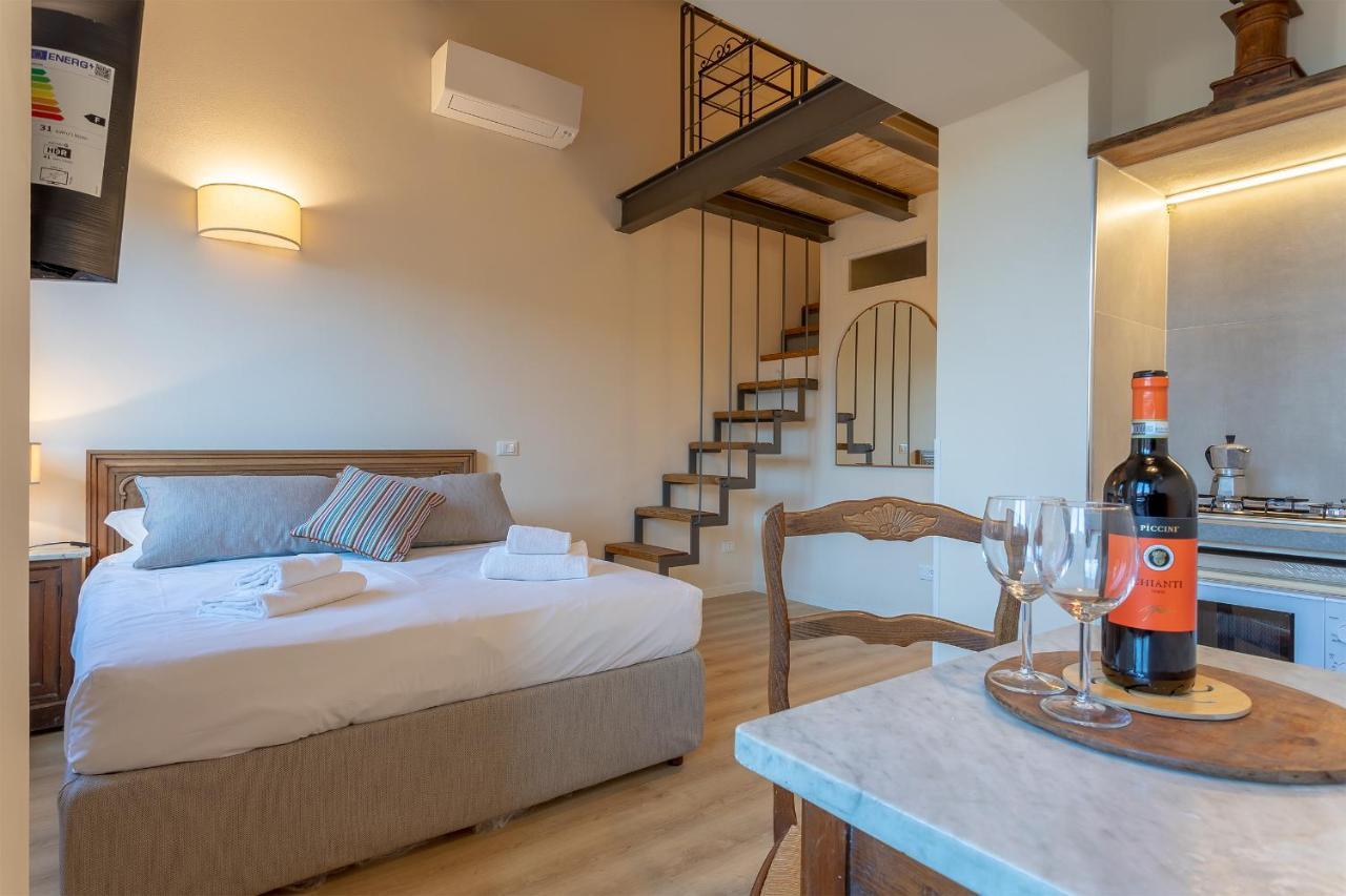 Ramaglianti Apartments Suite Tre ฟลอเรนซ์ ภายนอก รูปภาพ